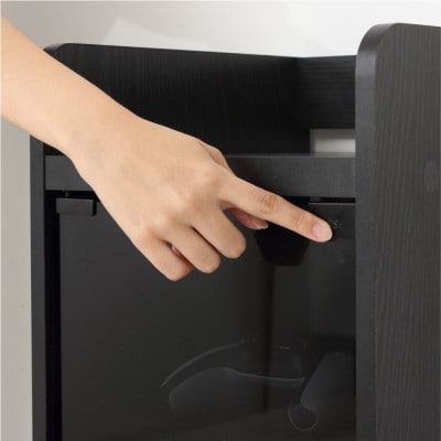 ゲーム機ラックキャスター付き　ブラック