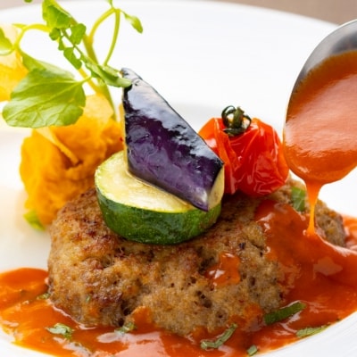 【ホテルメイド】土佐あかうし100%ハンバーグステーキ自家製ソース(150g×2個)年6回(偶数月)