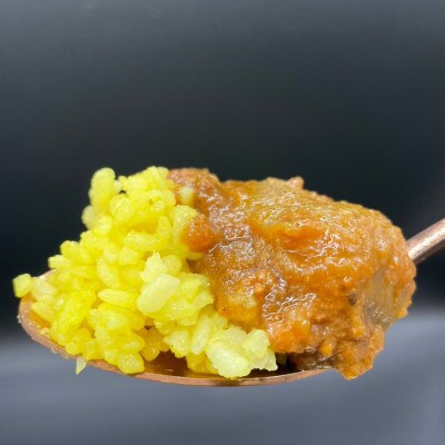 福岡県産「博多とよみつひめ」を丸ごと使用!!いちじくゴロっとカレー(170g×20袋)(筑前町)
