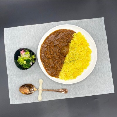 福岡県産「博多とよみつひめ」を丸ごと使用!!いちじくゴロっとカレー(170g×20袋)(筑前町)