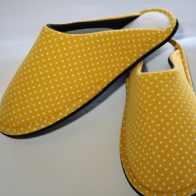 【イエロー・Mサイズ】ソフトスリッパ　1足【軽くてやわらか】