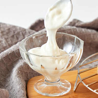 プレミアムヨーグルトと川場のむヨーグルトとアップルパイセット