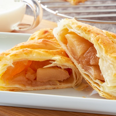 プレミアムヨーグルトと川場のむヨーグルトとアップルパイセット