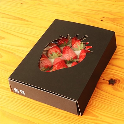 森林の力で育った朝摘みいちご1箱　【12～16粒入り】