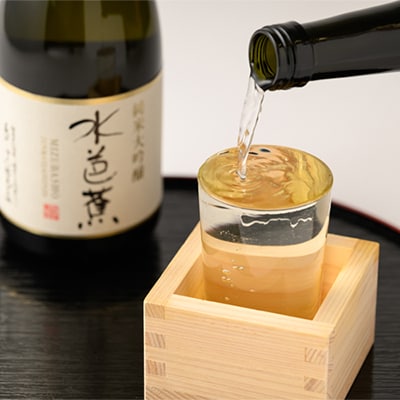 水芭蕉 純米大吟醸 720ML (化粧箱入り)