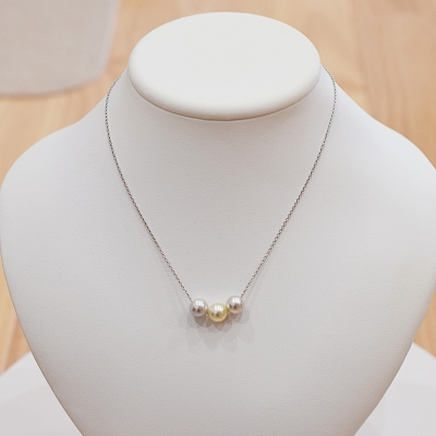 あこや真珠 ナチュラル 8.5-9mm 3粒 スルーネックレス ミラーボールなし_S101-365