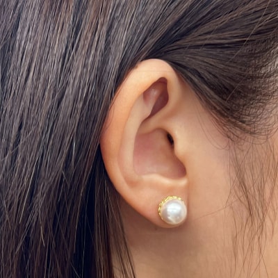 真珠 ピアス 菊皿 8mm - 8.5mm 花型 ホワイトピンク K18YG_S101-427