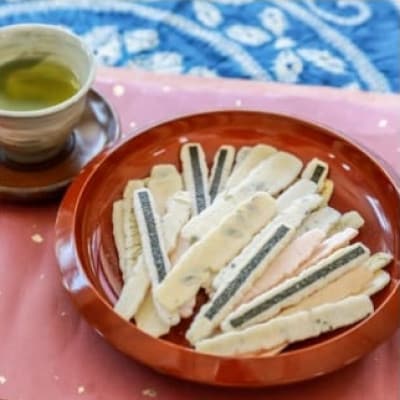 【3ヵ月毎定期便】スタンドパック7種類セット 家庭用 磯の香りを詰め込んだえびせんべい全3回
