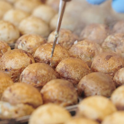 名古屋風醤油たこ焼き「赤(カツオ味)」50コ【篠島産の蛸使用!手焼き】CAS冷凍 子供のおやつに