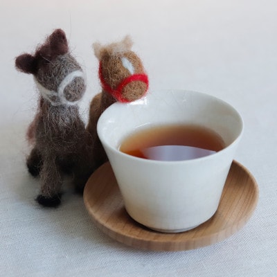 対馬のお茶入り 対州馬缶