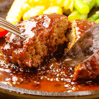 大野城市限定!濃厚デミグラス仕立ての煮込みハンバーグセット1.6kg(160g×10P)(大野城市)