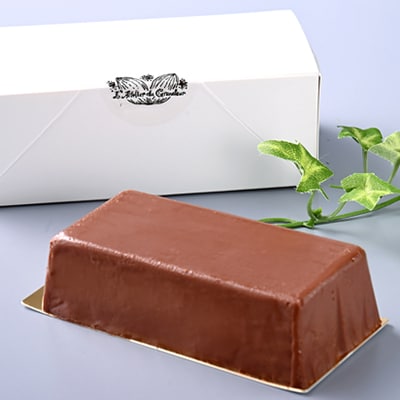 自家製チョコレートのテリーヌ・ショコラ