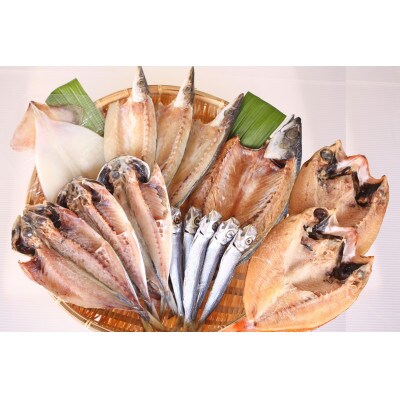 【2ヵ月毎定期便】氷見堀与 一夜干・昆布〆刺身・海の幸詰合<氷見ぶり・蛍いか・のどぐろ入>全3回