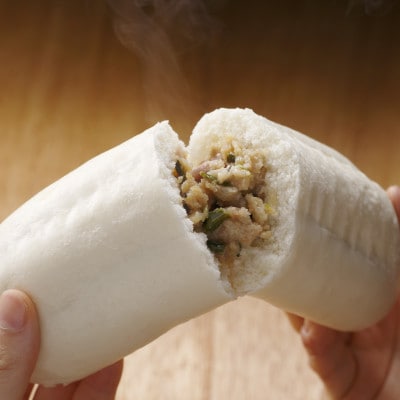 フタバ食品　餃子ドッグ4個×4袋　計16個　2.4kg