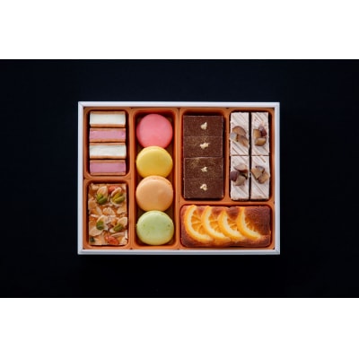 オテルグレージュ おせち『レヴェイヨン』三段重 【パームツリーリゾート】_HA1534