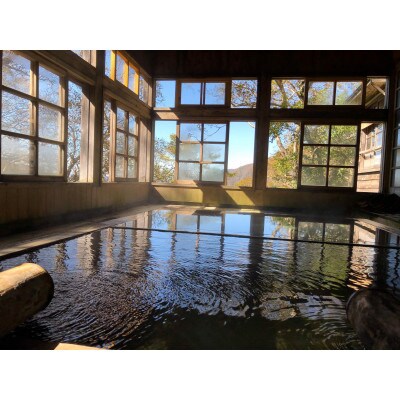一泊二日　プライベートガイドと登る那須岳トレッキングツアー(秘境三斗小屋温泉大黒屋に泊まろう)4名様