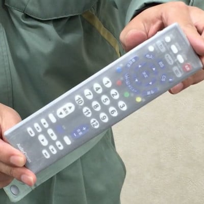 抗菌リモコン保護フィルム　大　10枚入　半透明(乳白色)