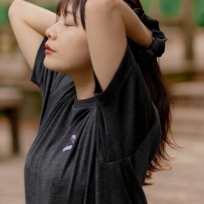 毎日着たくなるウールTシャツ | メリノウール100% ・刺繍・Lサイズ