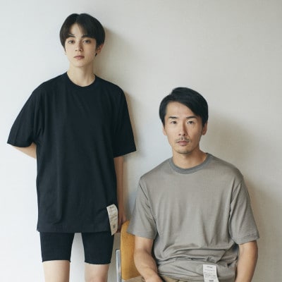 最高の着心地を叶えるメリノウールTシャツ ユニセックス ライトグレー Mサイズ