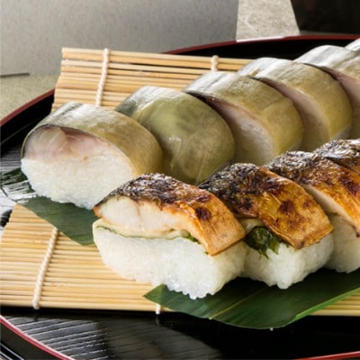 鯖寿司2種味比べセット(匠)(焼き鯖すしと鯖寿し 匠 各1本ずつ)福井県産のコシヒカリと相性抜群!