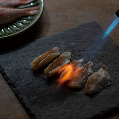 炙り仕立てのどぐろ昆布締めと子供の小鯛のみで作る小鯛笹漬け『匠』の詰め合せ・孫兵衛の女将の推奨の逸品