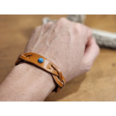 リベットブレスレッド【ライトブラウン】