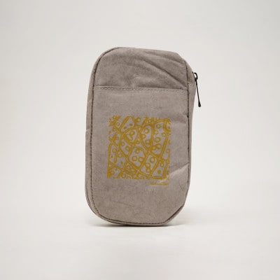 若狭塗模様のマルチポーチ