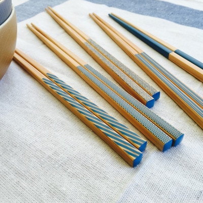 【OEDO -Blue- Arashibori】　　　　　(食洗機対応 箸 若狭塗箸 1膳)