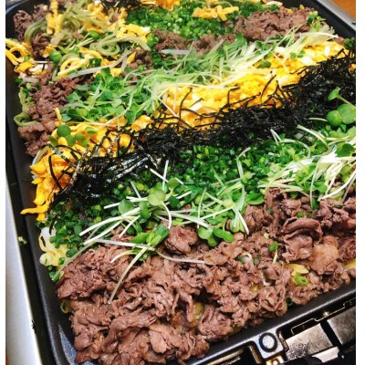 【A5等級の博多和牛を使用】ワンランク上のすき焼き切り落とし500g