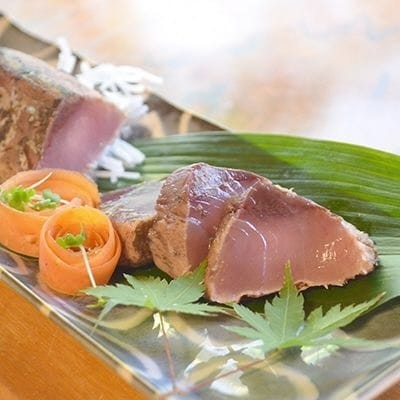 土佐沖 獲れ 天然 ぶり 藁焼き たたき 約840g(7～8個)[0994-4]