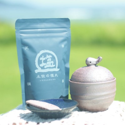 クジラの塩壷と塩さじ・豆皿セット(天日海塩土佐の塩丸(青丸)1袋付き) [1618]