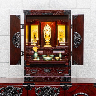 仙台箪笥 仙台仏壇23号 中3段　拭き漆調ウレタン仕上げ(お申込書返送後1ヵ月～4ヵ月程度でお届け)