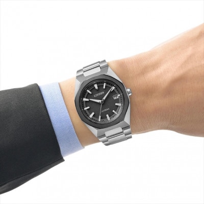 シチズンの腕時計　アテッサ　CB3044-55E　ソーラー電波時計　