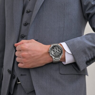 シチズンの腕時計　アテッサ　CC4104-53E　ソーラーGPS電波時計　