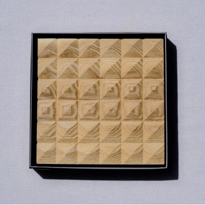 【栗の木】木製トーストプレート 食パン1枚サイズ 18×18cm|パン皿