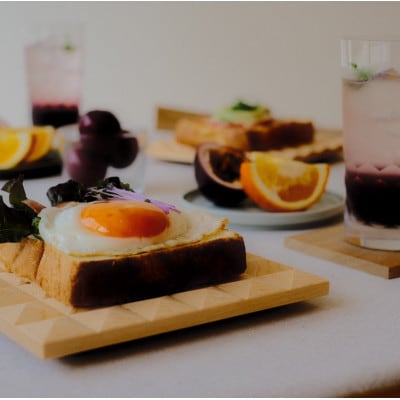 【栗の木】木製トーストプレート 「Mer:メル」 食パン1枚サイズ 18×18cm|パン皿