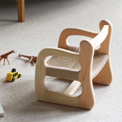 ファニファニの赤ちゃん椅子ami‐アミ  天然無垢材 国産ヒノキ　子供イス