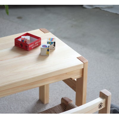 ファニファニの子供イスと机 sol&will　天然無垢材 国産ヒノキ　テーブルセット
