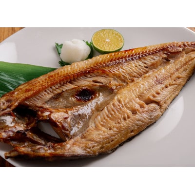 網走発4点セット(毛がに:330g・新巻鮭:5切・いくら醤油漬:100g・ほっけ一夜干し:1枚×2)