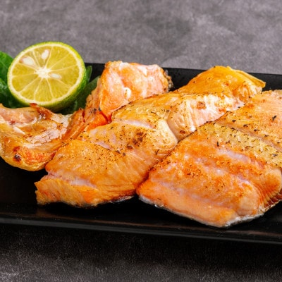 【訳あり】不揃い　天然紅鮭切り身　2kg(カマ・尾含む)