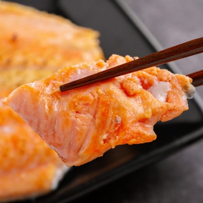 【訳あり】不揃い　天然紅鮭切り身　2kg(カマ・尾含む)