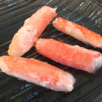使いやすい 訳あり 生冷ずわい蟹棒身(小サイズ) 500g×2 計1kg【カット済】