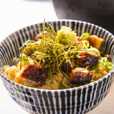九州産うなぎ蒲焼2尾　秘伝つゆだくタレ付　老舗鮮魚店の味(岡垣町)