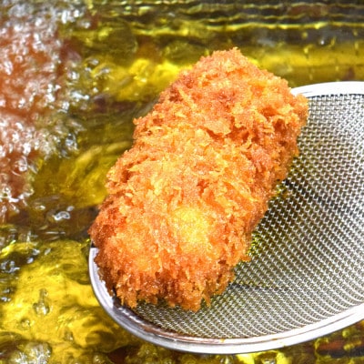 【発送月固定定期便】お魚やさんが作る!!かにクリームコロッケ 大12個セット(岡垣町)全4回