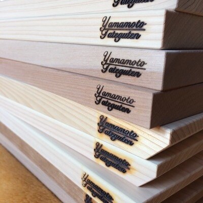 四万十ひのきのカッティングボード 【1枚板・まな板】26-032