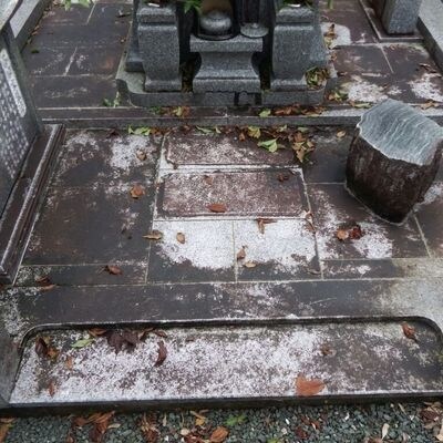 四万十市エリア　お墓掃除代行サービス【お墓の広さ9m2以内、年1回分作業】26-485