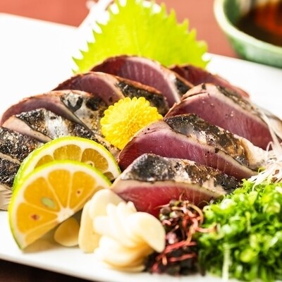 魚屋大将が厳選したカツオの食べ比べセット!本格カツオ藁焼きタタキと刺身(合計400g) 26-229