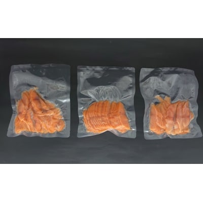 北海道日高産スモークサーモン(チェリーサーモン)切り落とし(150gx3P)[15-1402]