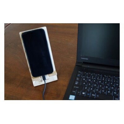 せんの木(栓)のスマホスタンド(O0005)