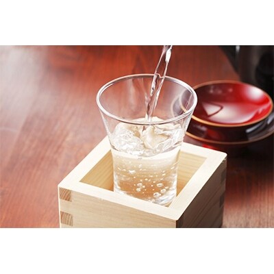 純米吟醸酒「亀萬　萬坊」1.8L　2本セット